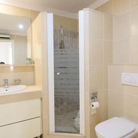 Apartment Residencial La Felicidad By Carlosferien *