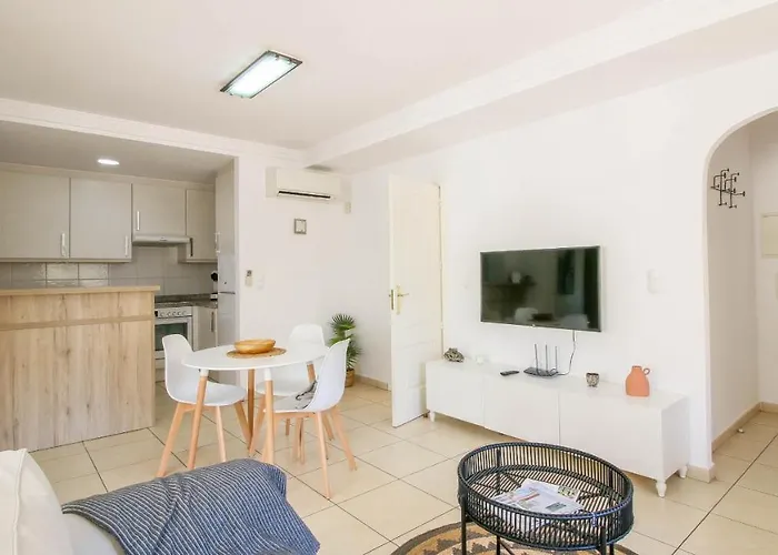 Apartment Residencial La Felicidad By Carlosferien Denia