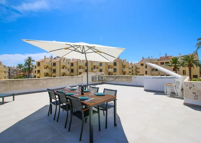 Residencial La Felicidad By Carlosferien Denia